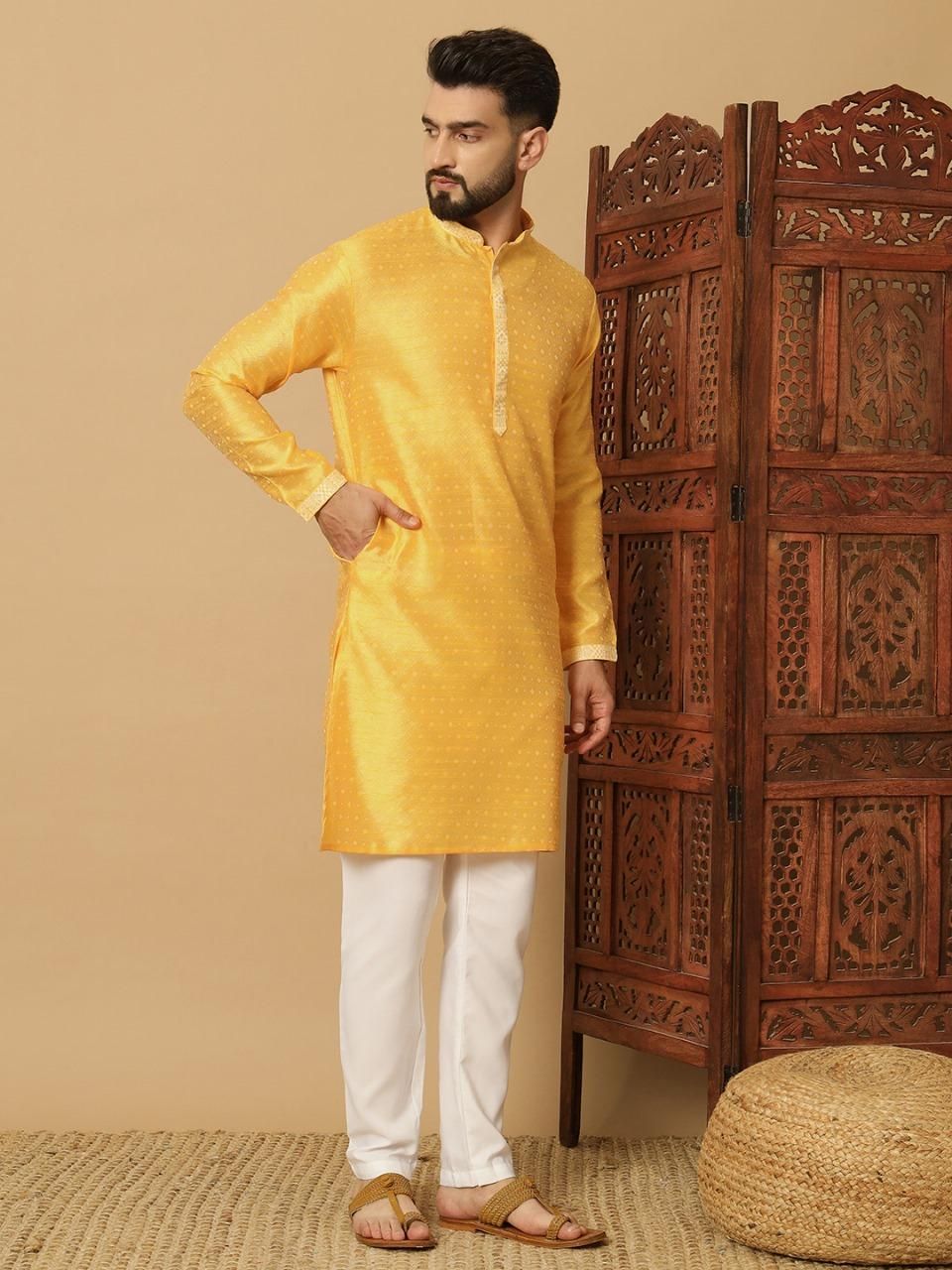 Men's Solid Kurta Pyajama